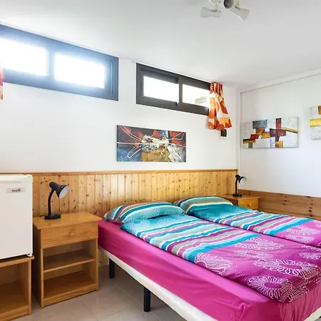 Apartman Fewo-vistamar-mit-meerblick-pool-grosser-terrasse-und-garten-grill-parkplatz-und-wlan-gratis